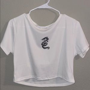 Cropped white tee with small dragon design!